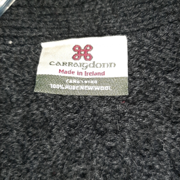Men's Carraig Donn Pure New Wool Waistcoat - Picture 2 of 7